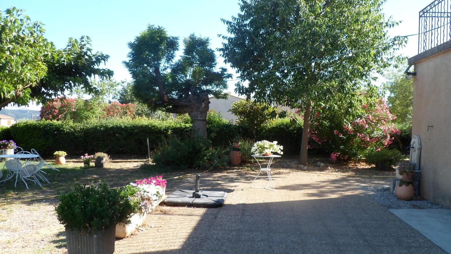 Holiday home La Dindoulette A Partir De 3 Jours Et Plus Sans Piscine Pour 6 Personnes Personnes Villeneuve  France